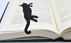 Curious Cat Book Hugger Metal Bookmark