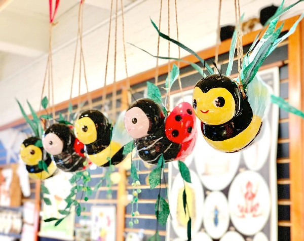 Bee Mini Hanging Planter